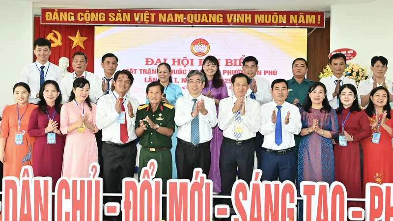 Lấy sự hài lòng của người dân làm thước đo hiệu quả công việc