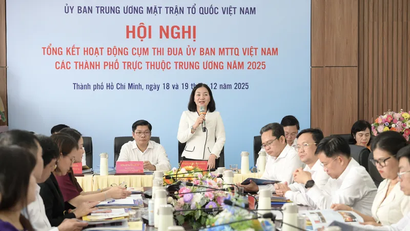 Hỗ trợ người dân ổn định cuộc sống sau bão lũ