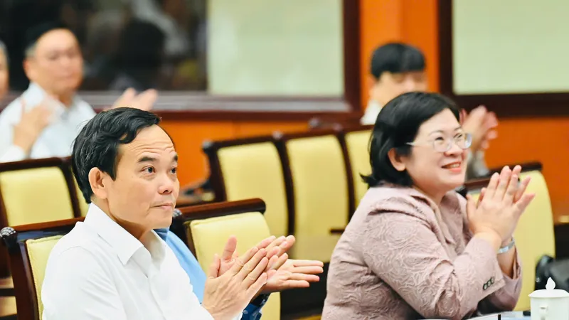 TPHCM: Hơn 24.000 đại biểu nghe thông báo nhanh kết quả Đại hội XIV của Đảng