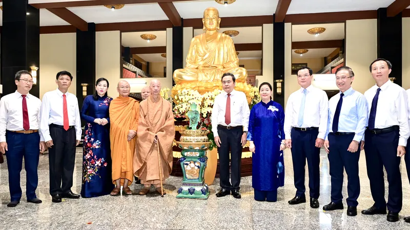 Chủ tịch Quốc hội Trần Thanh Mẫn chúc mừng Đại lễ Phật đản tại TPHCM
