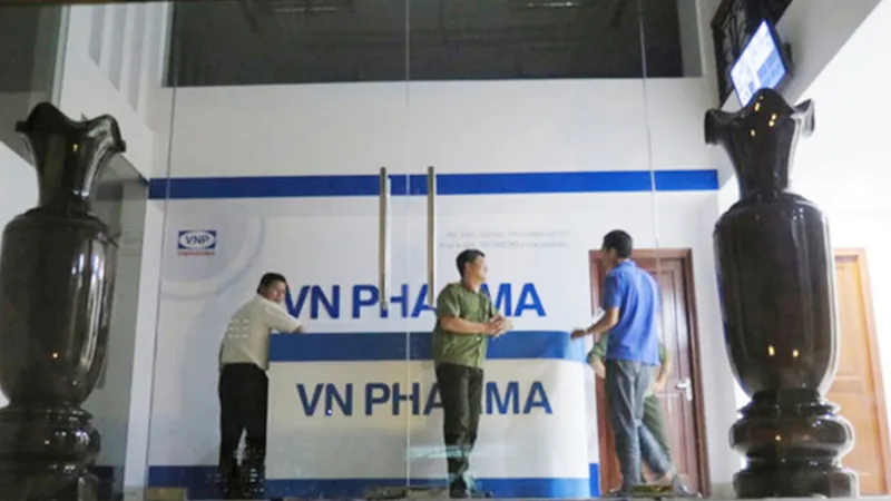 Cơ quan điều tra kiểm tra trụ sở Công ty cổ phần VN Pharma