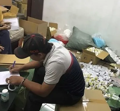 Truy tố 9 bị can trong đường dây sản xuất tân dược giả 