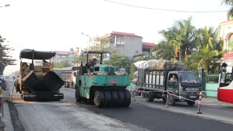 Đường làm sau “nhấn” đường làm trước, gây ngập úng