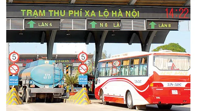 TPHCM tạm ngưng thu phí qua xa lộ Hà Nội từ đầu năm 2018