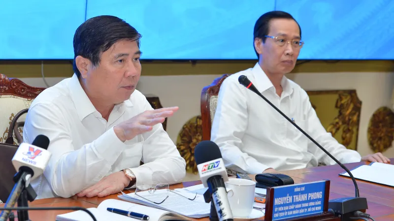Chủ tịch UBND TPHCM Nguyễn Thành Phong: “Đừng để lúc về hưu, tự đi làm giấy tờ mới thấy dân khổ”