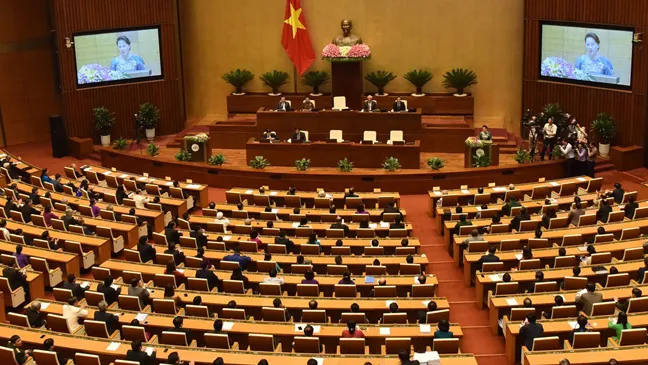 Bốn nhóm vấn đề trả lời chất vấn trước QH: Tài chính, Thông tin truyền thông, Ngân hàng và Toà án