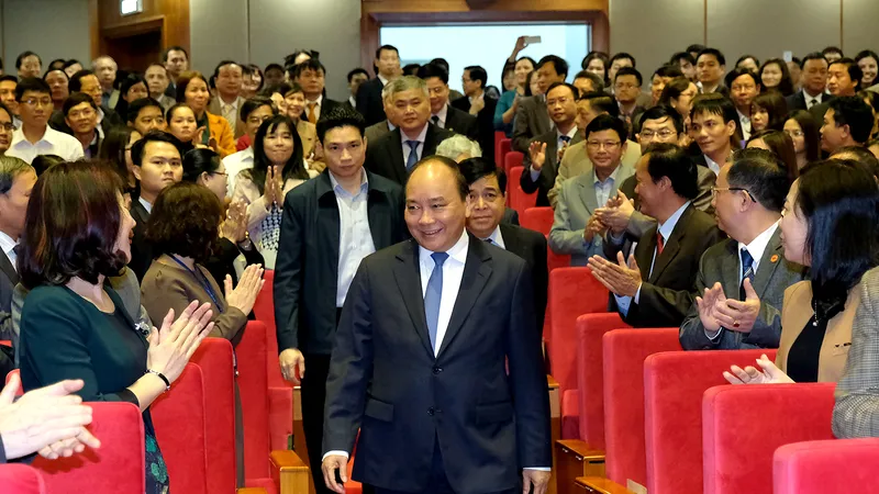 Thủ tướng Nguyễn Xuân Phúc đến dự Hội nghị triển khai kế hoạch công tác năm 2018 của Tổng cục Thống kê