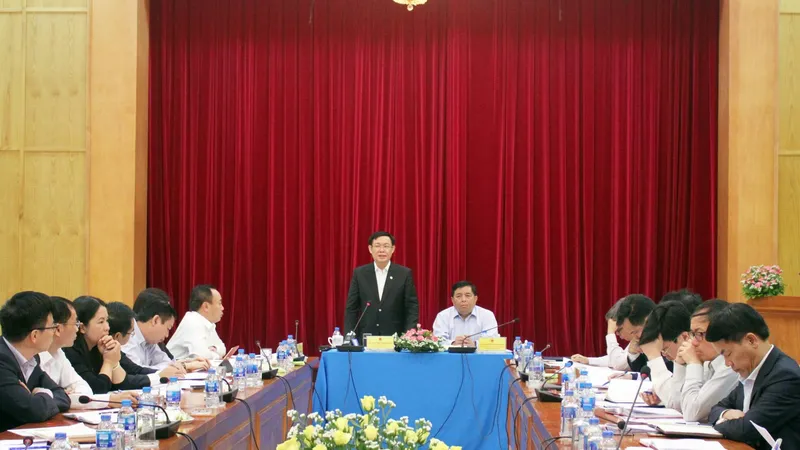 Toàn cảnh buổi làm việc 