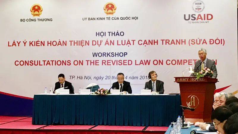 Ông Nguyễn Đức Kiên - Phó Chủ nhiệm Ủy ban Kinh tế của Quốc hội phát biểu khai mạc Hội thảo 