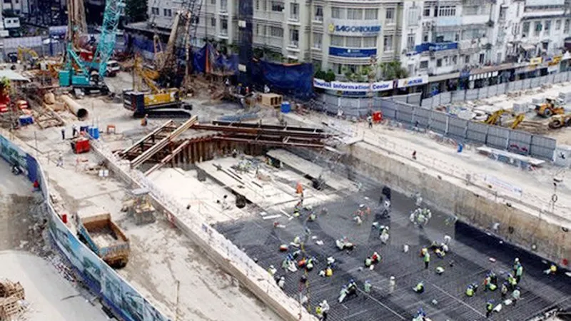 Công trường thi công dự án đường sắt nội đô TPHCM