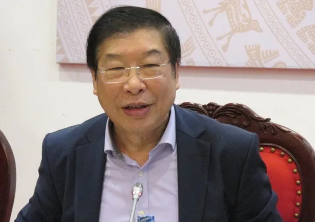 Nguyên Phó Chủ nhiệm Ủy ban Pháp luật của Quốc hội, GS TS Lê Minh Thông, Trợ lý Chủ tịch Quốc hội.