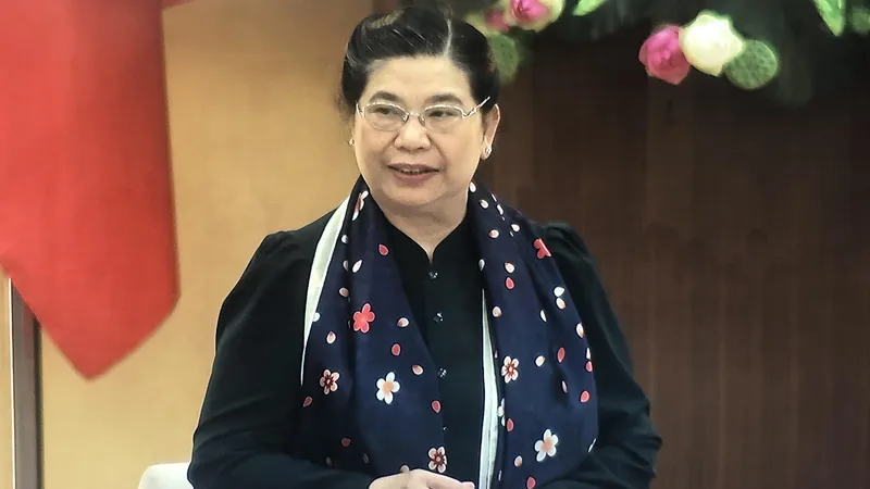 Bà Tòng Thị Phóng, Phó Chủ tịch Quốc hội phát biểu tại phiên họp 