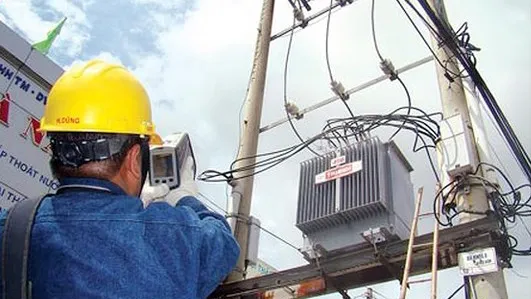 Đầu tuần tới làm rõ đúng sai việc tăng giá điện