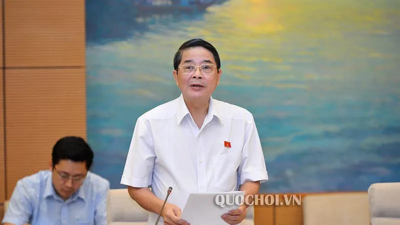Theo Chủ nhiệm Ủy ban Tài chính – Ngân sách Nguyễn Đức Hải (ảnh), hệ thống pháp luật về quản lý, sử dụng các quỹ tài chính nhà nước ngoài ngân sách khá phức tạp, chưa có văn bản quy phạm pháp luật cụ thể hóa các quy định tại Luật Ngân sách nhà nước 2015