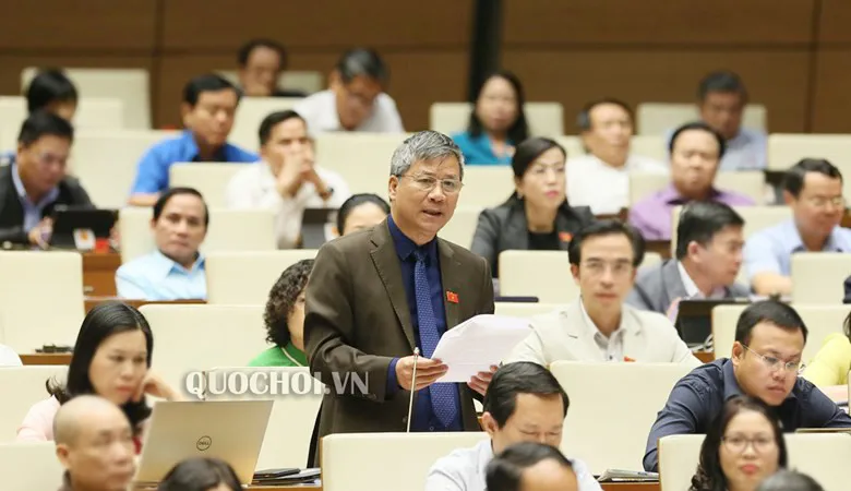 ĐB Nguyễn Anh Trí (Hà Nội) phát biểu tại phiên họp chiều 31-10-2019 của Quốc hội. Ảnh: QUOCHOI