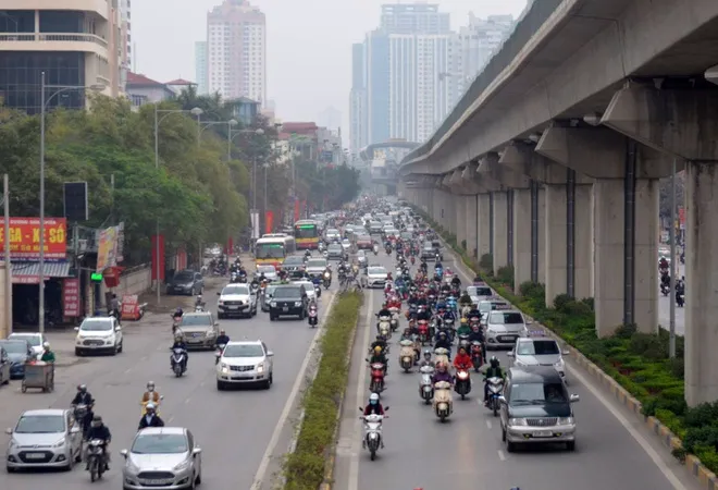 Luật Cư trú hiện hành quy định thêm 2 điều kiện riêng đối với việc đăng ký thường trú vào thành phố trực thuộc Trung ương, bên cạnh những điều kiện chung đối với tất cả các địa phương
