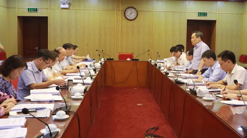 Một phiên làm việc giữa Bộ Kế hoạch và Đầu tư cùng Bộ Tư pháp về rà soát văn bản quy phạm pháp luật 