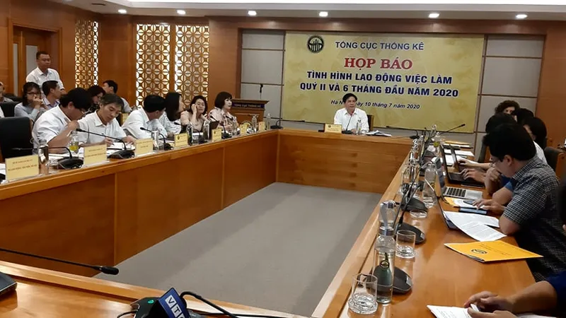 Quang cảnh buổi họp báo 