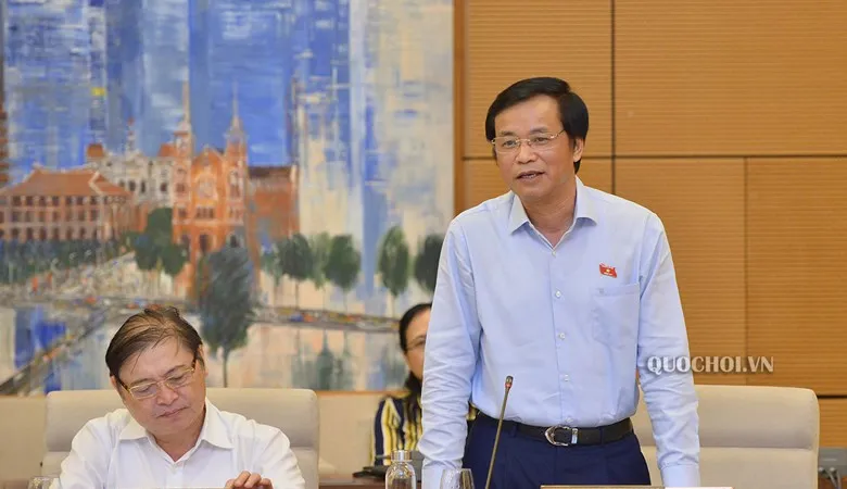 Tổng Thư ký Quốc hội Nguyễn Hạnh Phúc đề nghị Quốc hội tiến hành chất vấn và trả lời chất vấn theo hình thức trực tuyến với thời gian 3 ngày