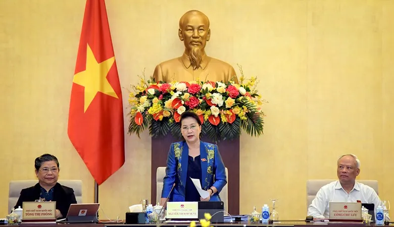 Chủ tịch Quốc hội Nguyễn Thị Kim Ngân phát biểu khai mạc phiên họp 