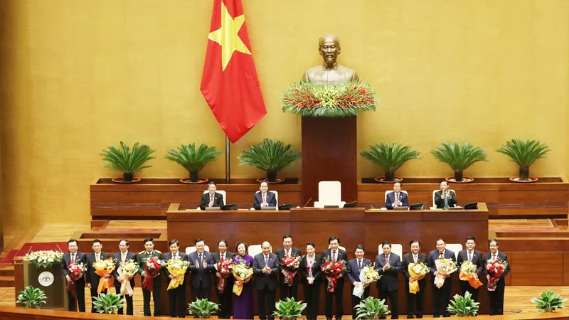 Hai Phó Thủ tướng và 12 Bộ trưởng vừa được Quốc hội phê chuẩn