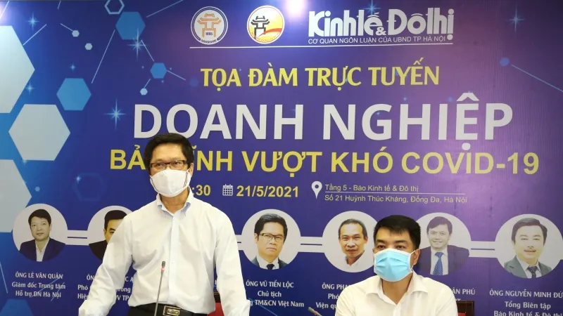 Chủ tịch Phòng Thương mại và Công nghiệp Việt Nam (VCCI) Vũ Tiến Lộc phát biểu tại tọa đàm 