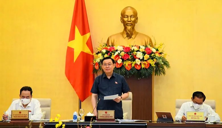 Chủ tịch Quốc hội Vương Đình Huệ phát biểu khai mạc phiên họp sáng nay, 14-6