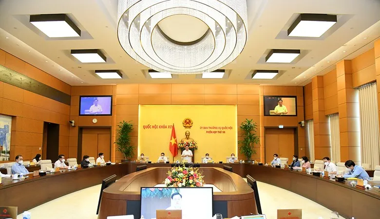 Quang cảnh phiên họp thứ 58, phiên họp cuối cùng của Ủy ban Thường vụ Quốc hội khoá XIV