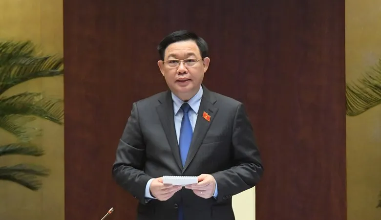 Chủ tịch Quốc hội Vương Đình Huệ kết luận phần chất vấn với Bộ trưởng Y tế. Ảnh: QUANG PHÚC 