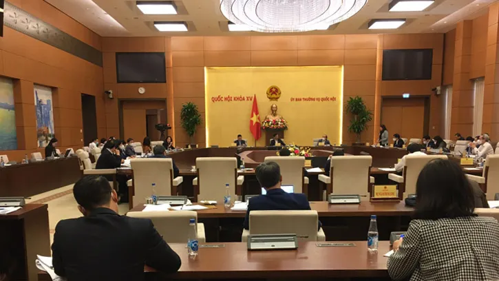 Giảm thuế cho xe ô tô điện chạy pin