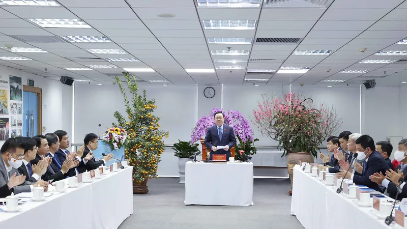 Toàn cảnh buổi làm việc 