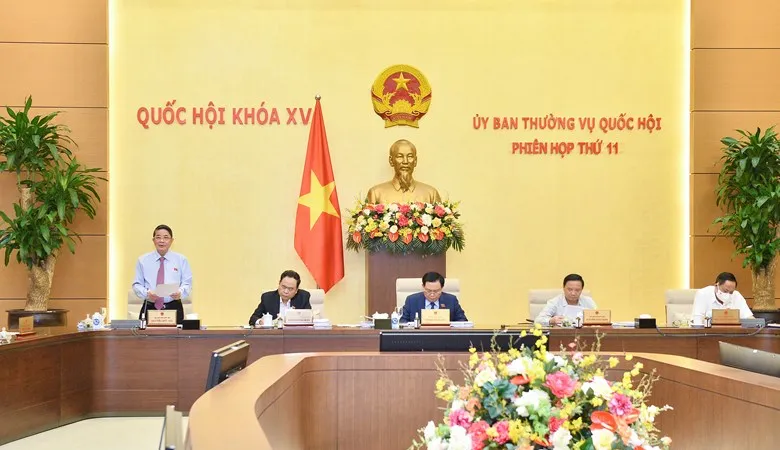 Phó Chủ tịch Quốc hội Nguyễn Đức Hải điều hành phiên họp