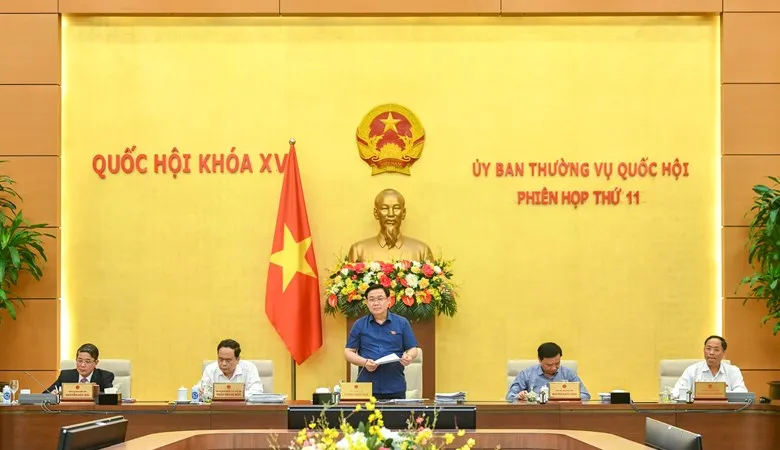 Chủ tịch Quốc hội Vương Đình Huệ phát biểu bế mạc phiên họp thứ 11 của UBTVQH