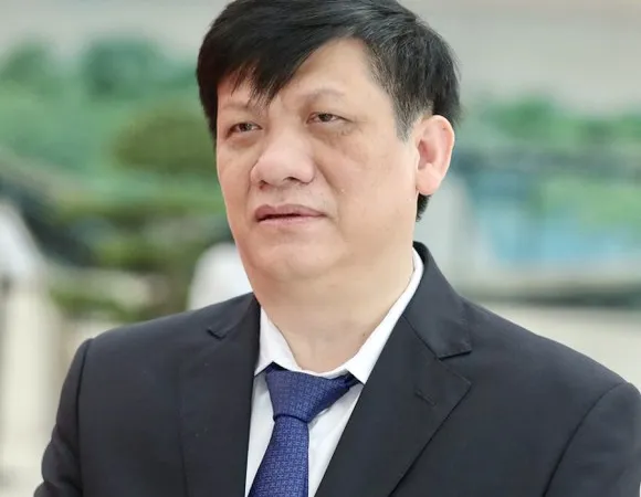 Quốc hội bãi nhiệm và phê chuẩn cách chức Bộ trưởng Bộ Y tế Nguyễn Thanh Long