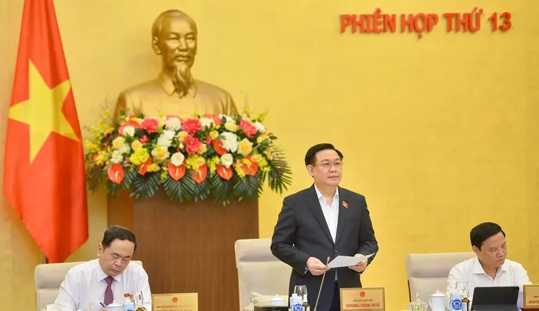 Chủ tịch Quốc hội Vương Đình Huệ phát biểu khai mạc phiên họp thứ 13 của Ủy ban Thường vụ Quốc hội