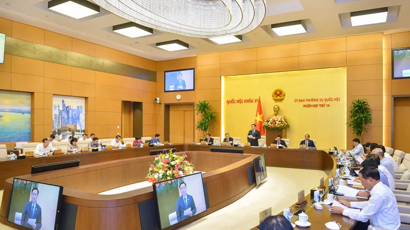 Phiên họp thứ 14 của Ủy ban Thường vụ Quốc hội 