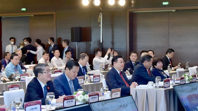 Cho vay theo chương trình hỗ trợ doanh nghiệp và người lao động không phụ thuộc vào room tín dụng