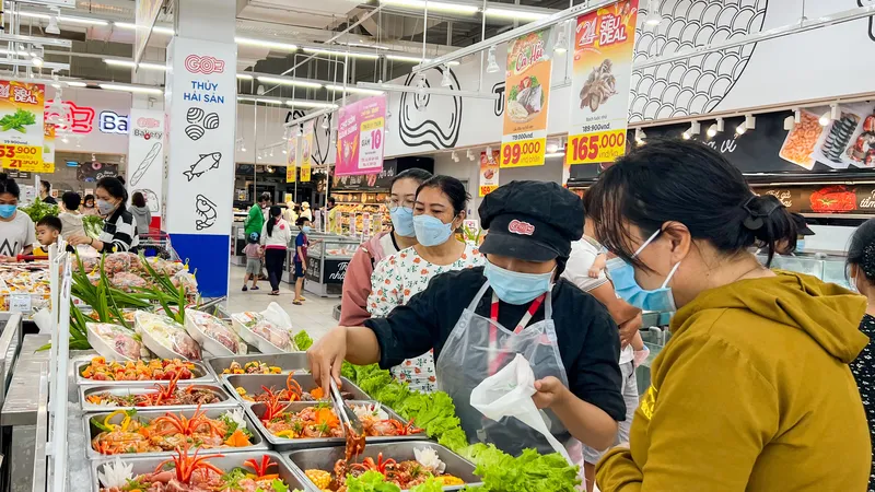Chỉ số giá tiêu dùng đã tăng tới 4,16% so với tháng 12-2021, vượt “trần” chỉ tiêu