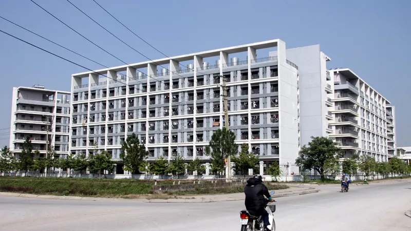 Đang thiếu trầm trọng nhà cho đối tượng thu nhập thấp, Bộ trưởng Bộ Xây dựng nhận định 