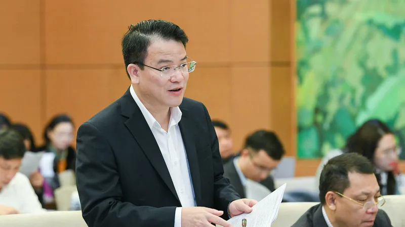 Thứ trưởng Bộ KH-ĐT Trần Quốc Phương báo cáo về 10 nội dung chủ yếu của quy hoạch