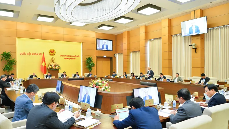 Quang cảnh phiên họp 