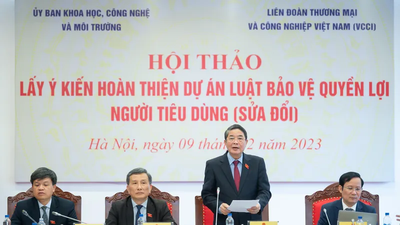Phó Chủ tịch Quốc hội Nguyễn Đức Hải phát biểu tại hội thảo