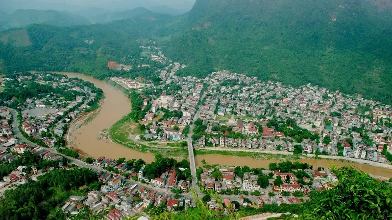 Thành phố Hà Giang nhìn từ trên cao 