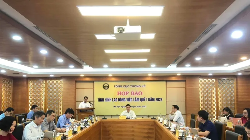 Quang cảnh buổi họp báo 