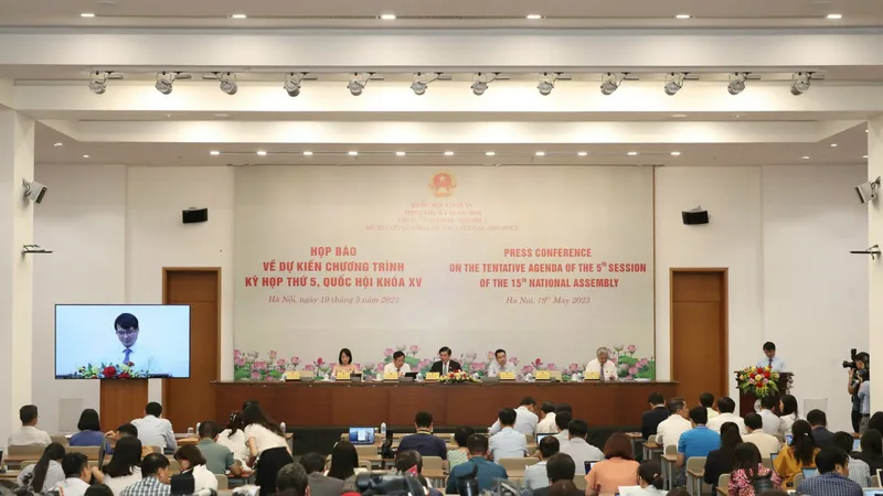 Quang cảnh buổi họp báo. Ảnh: QUANG PHÚC 
