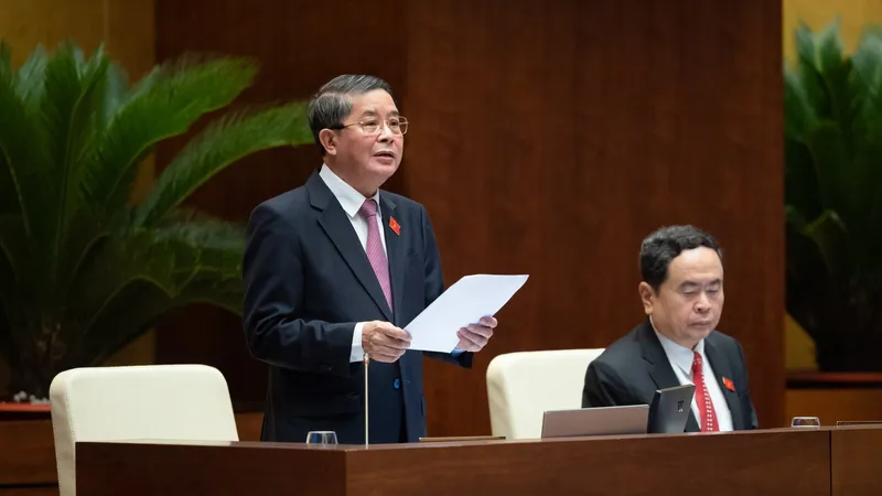 Phó Chủ tịch Quốc hội Nguyễn Đức Hải điều hành phiên thảo luận. Ảnh: QUANG PHÚC 