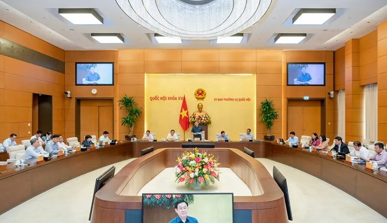Quang cảnh một phiên họp của UBTVQH. Ảnh minh họa