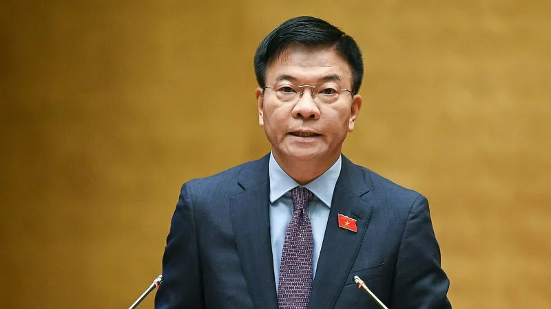 Bộ trưởng Bộ Tư pháp Lê Thành Long