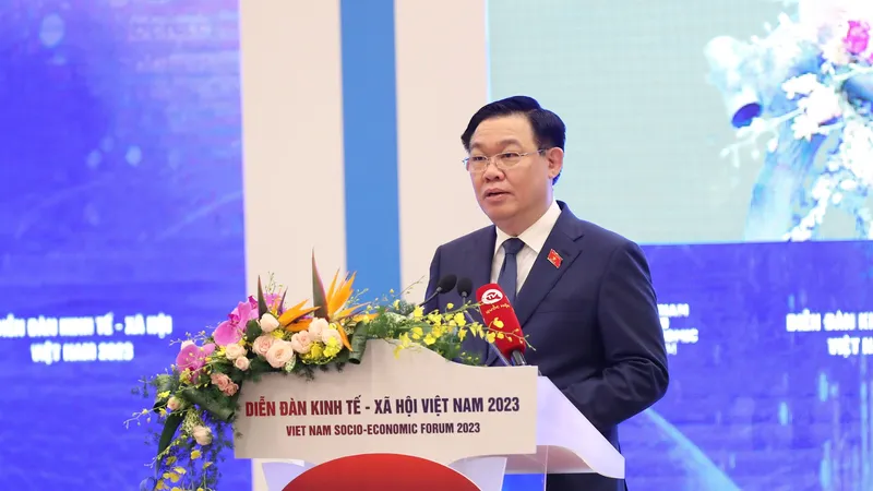 Chủ tịch Quốc hội: Mong muốn Diễn đàn tập trung giải đáp 3 câu hỏi lớn