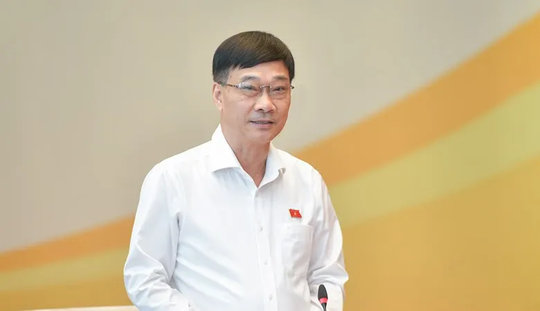 Chủ nhiệm Ủy ban Kinh tế Vũ Hồng Thanh phát biểu tại phiên họp